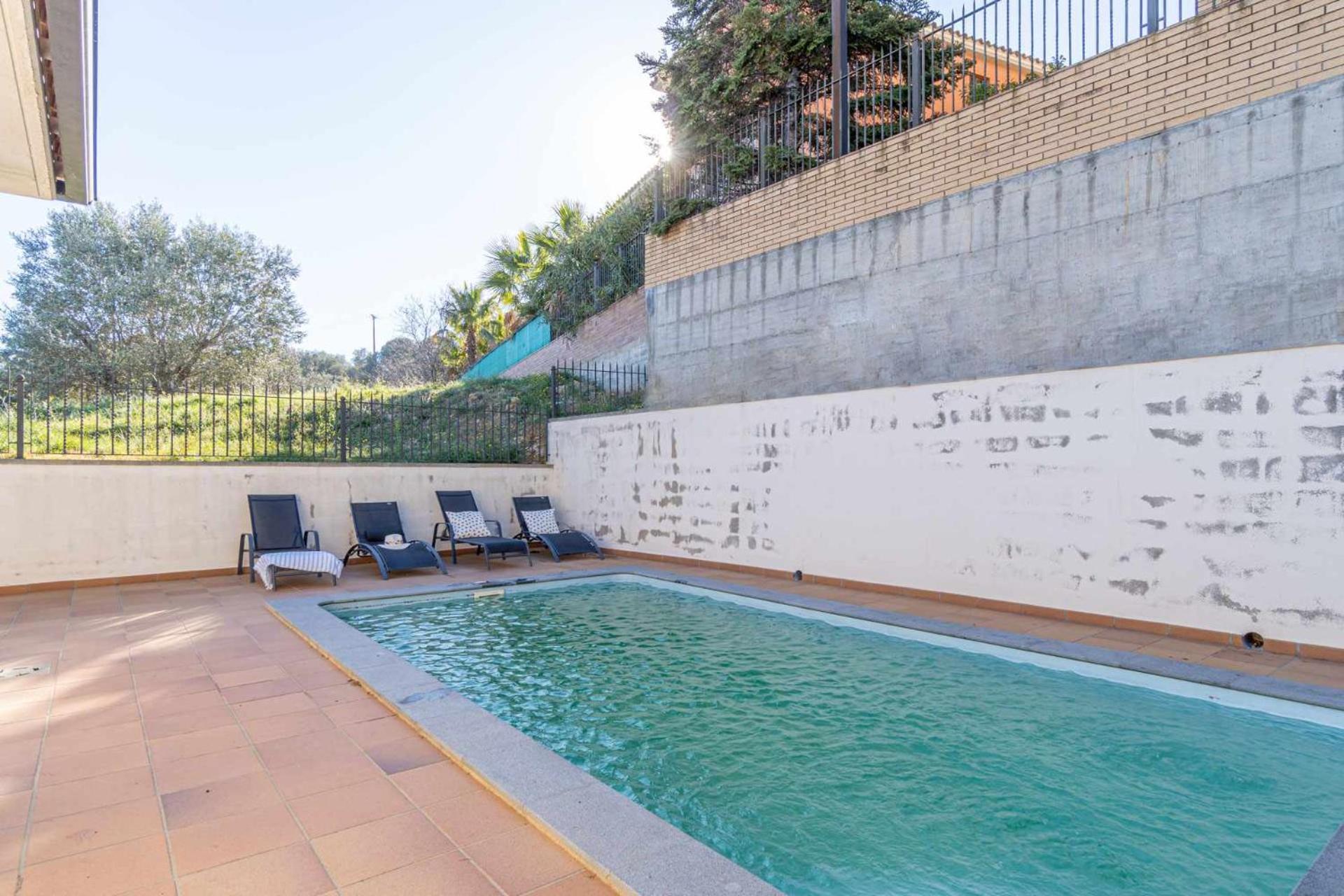 Jouvacations Villa Domenec Figueres  Zewnętrze zdjęcie