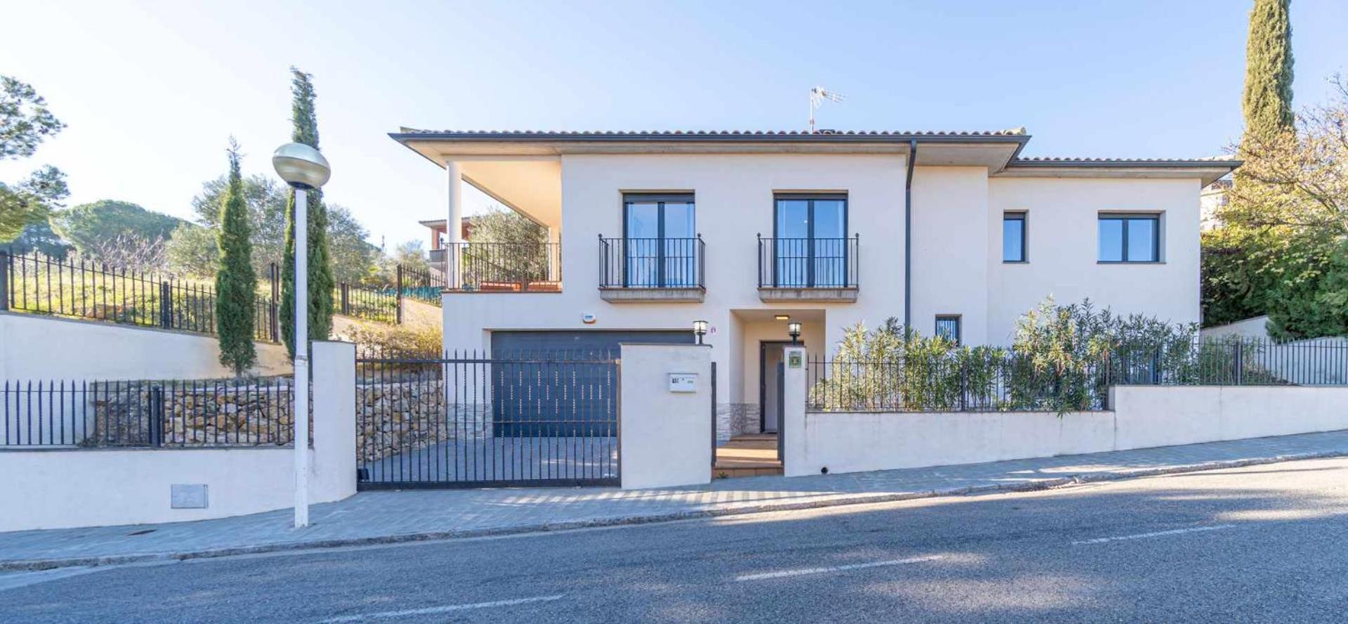 Jouvacations Villa Domenec Figueres  Zewnętrze zdjęcie